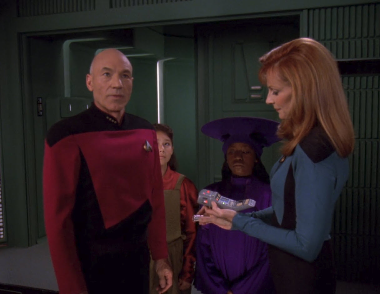 Tng Rascals Retro TV Review: Star Trek TNG SSN 6 Episode Seven: Rascals – Late to ...